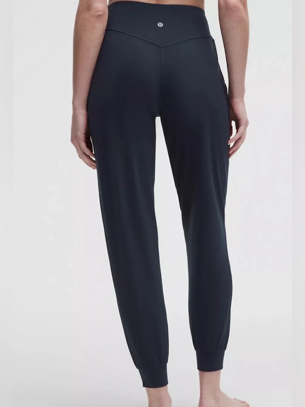 lululemon athletica excellent worn
